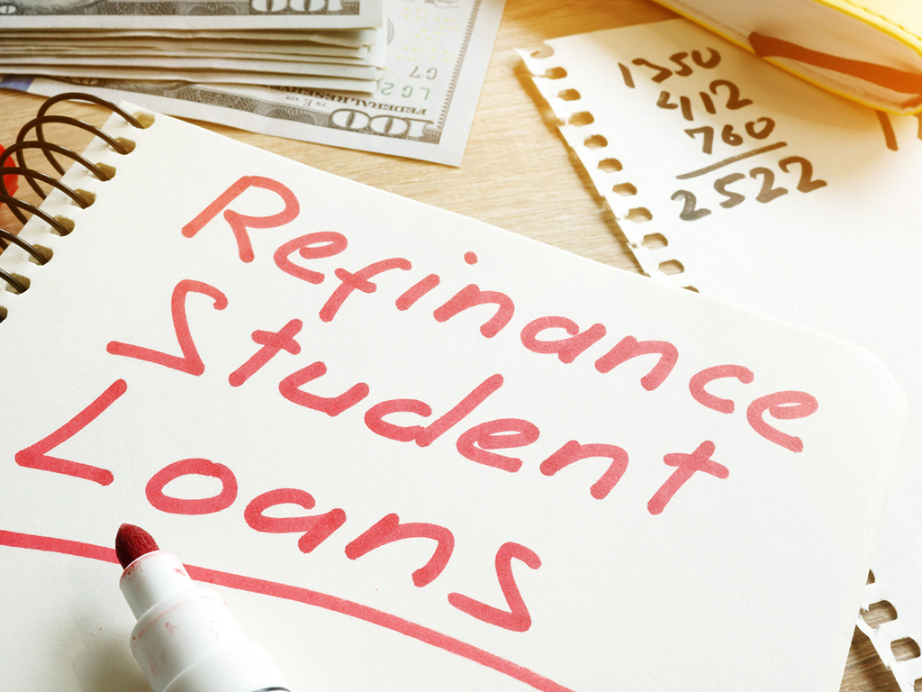 Why Private Loan Student Borrowers Should Consider Refinancing